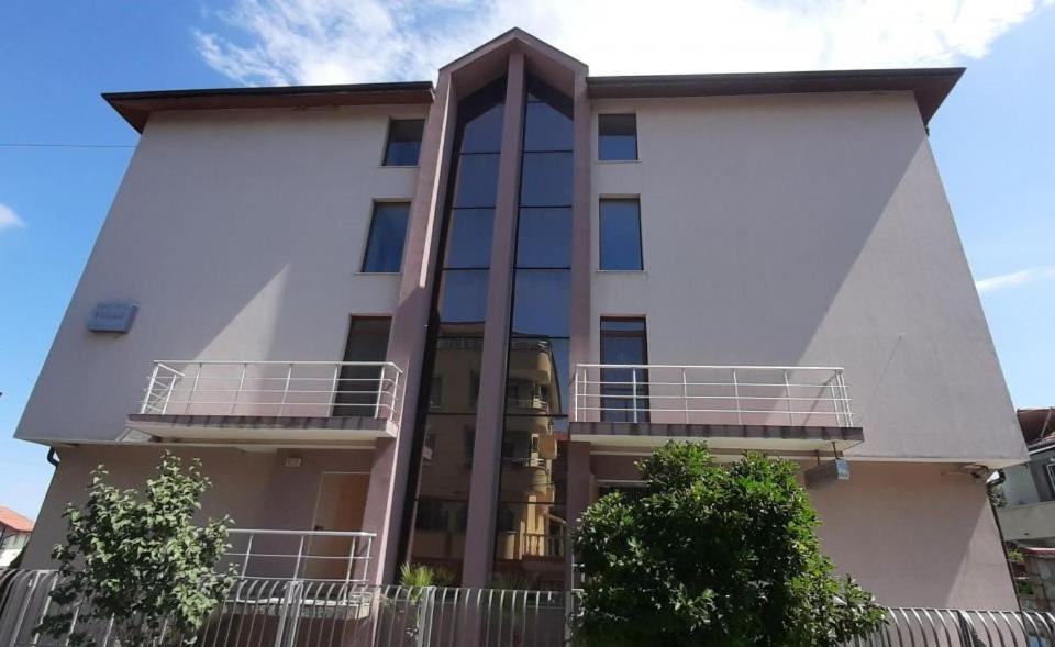 Family Hotel Favourite Obzor Esterno foto