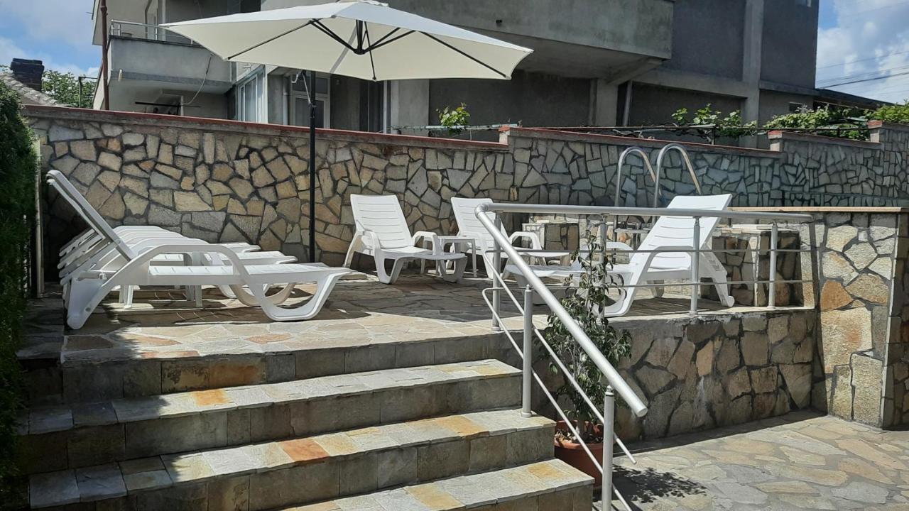 Family Hotel Favourite Obzor Esterno foto