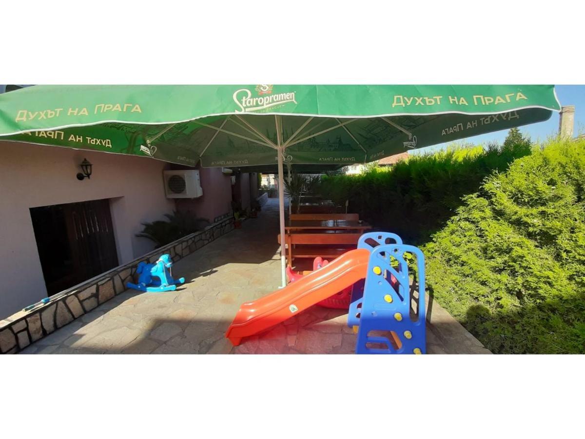Family Hotel Favourite Obzor Esterno foto