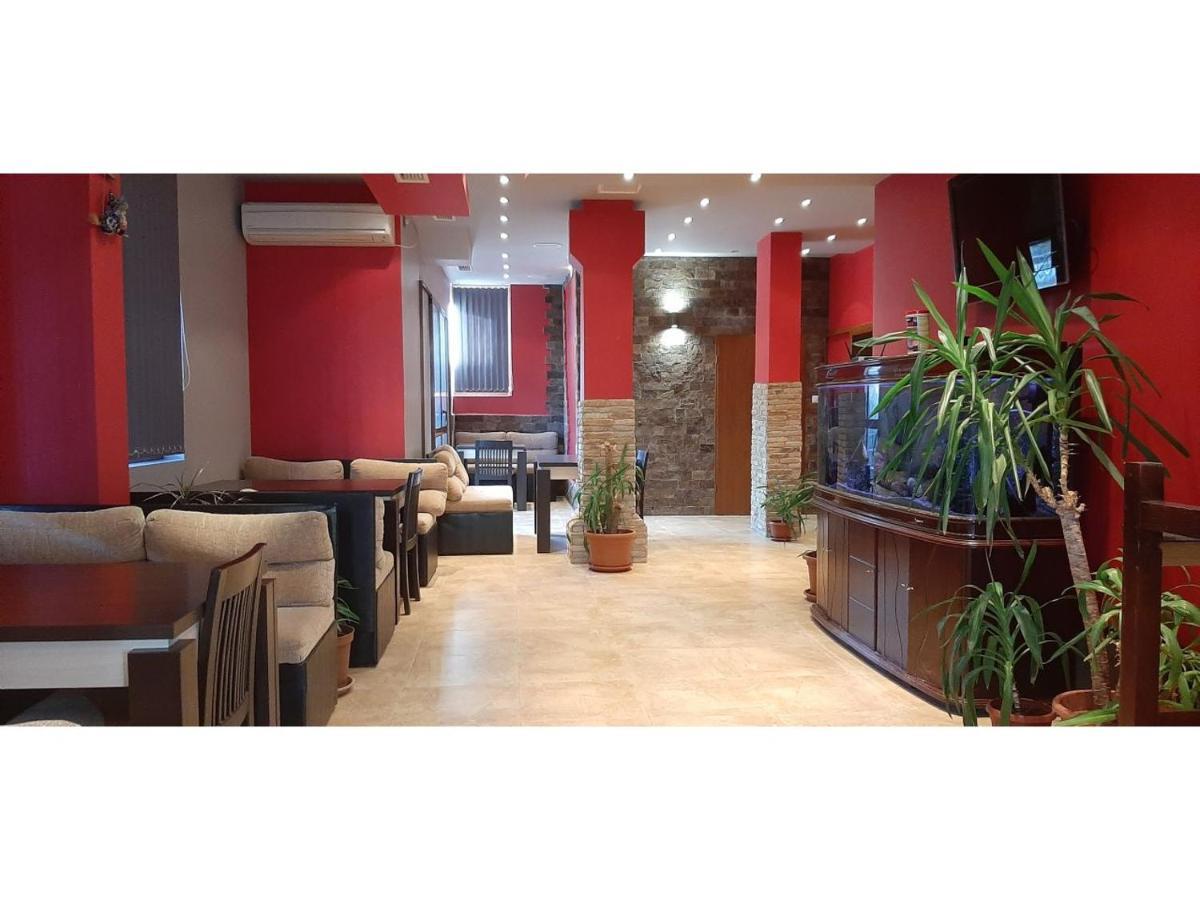 Family Hotel Favourite Obzor Esterno foto